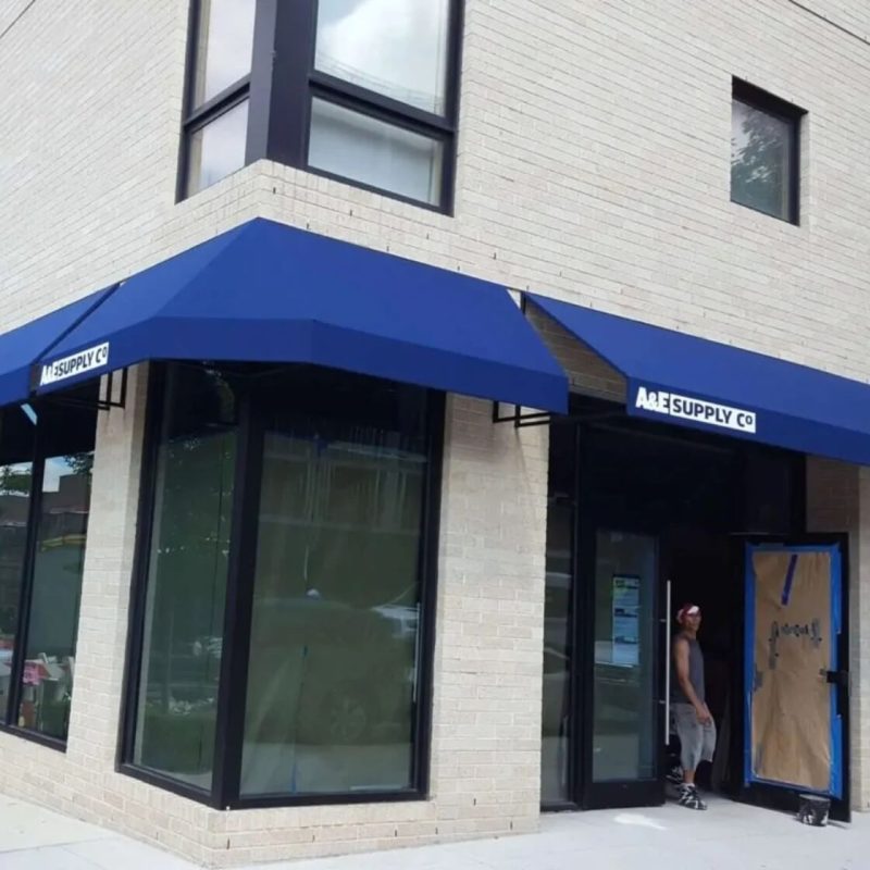 custom-commercial-awnings